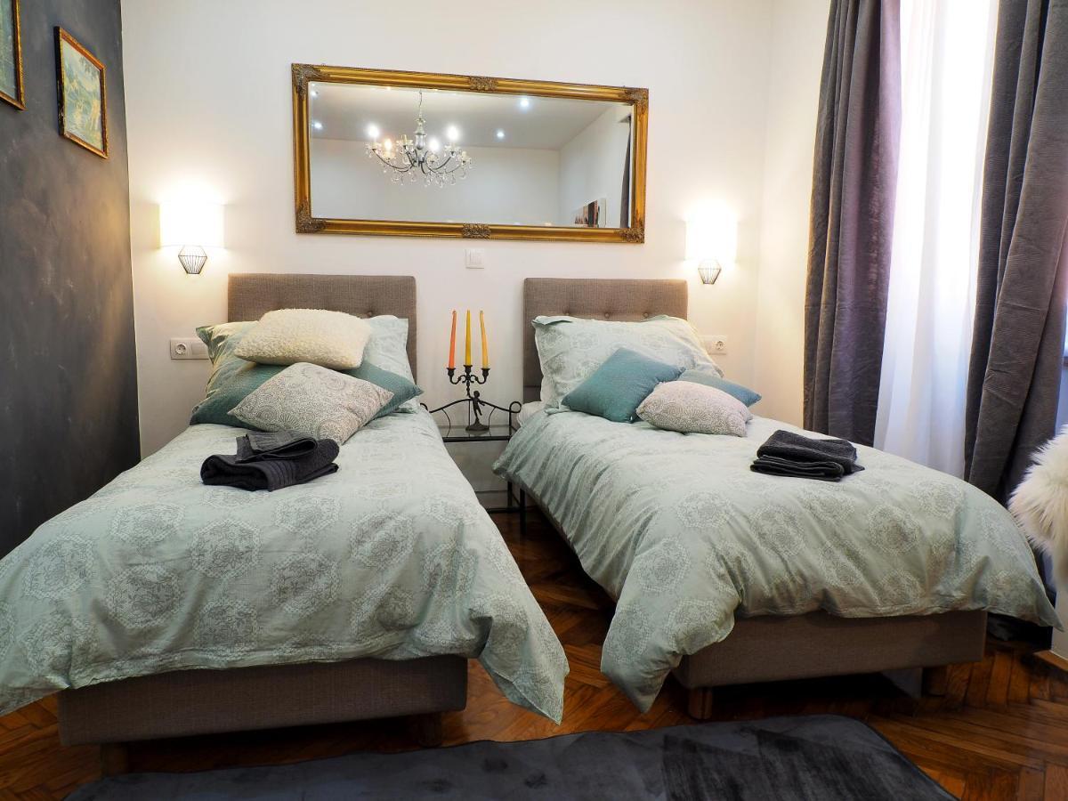 Appartement Deluxe Zoya Centar à Pula Chambre photo