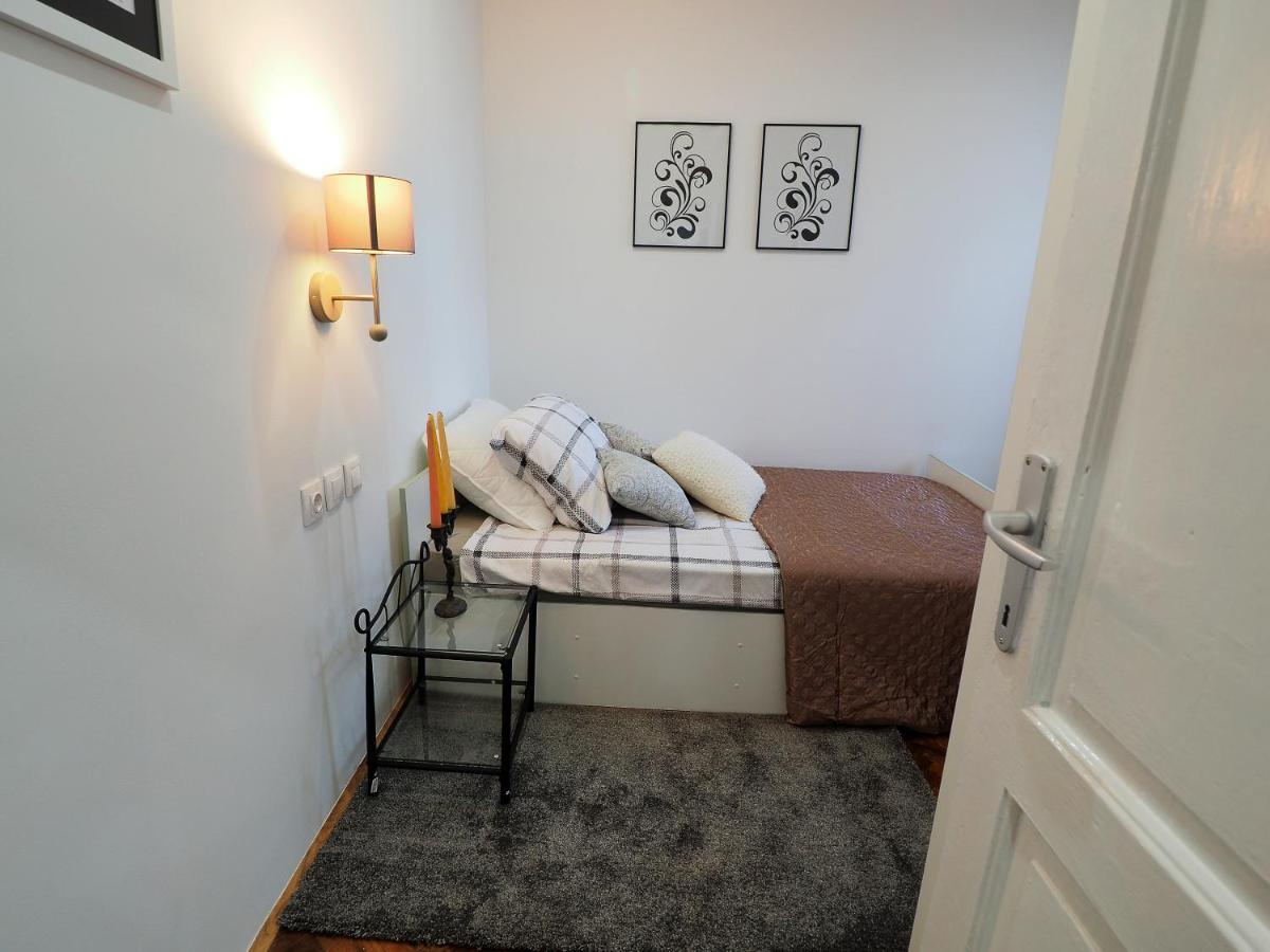 Appartement Deluxe Zoya Centar à Pula Chambre photo