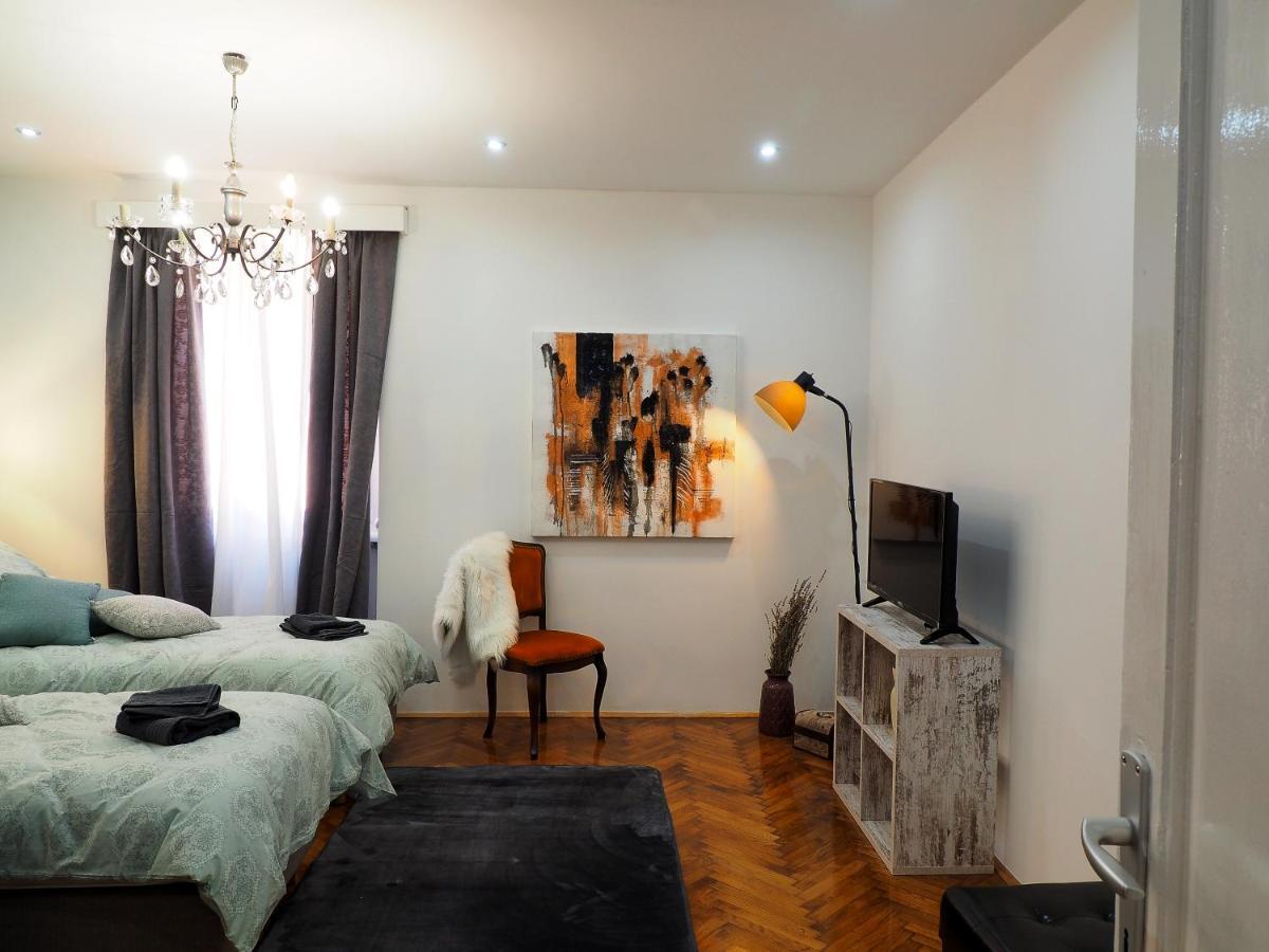 Appartement Deluxe Zoya Centar à Pula Chambre photo